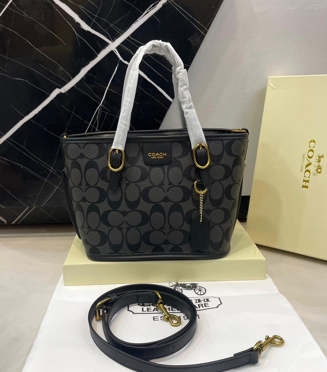 Coach ladies hand bag