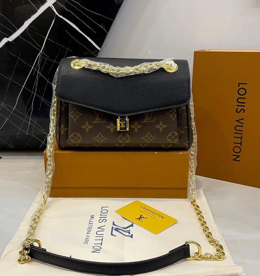 LOUIS VUITTON Long Strap / Chain Bags