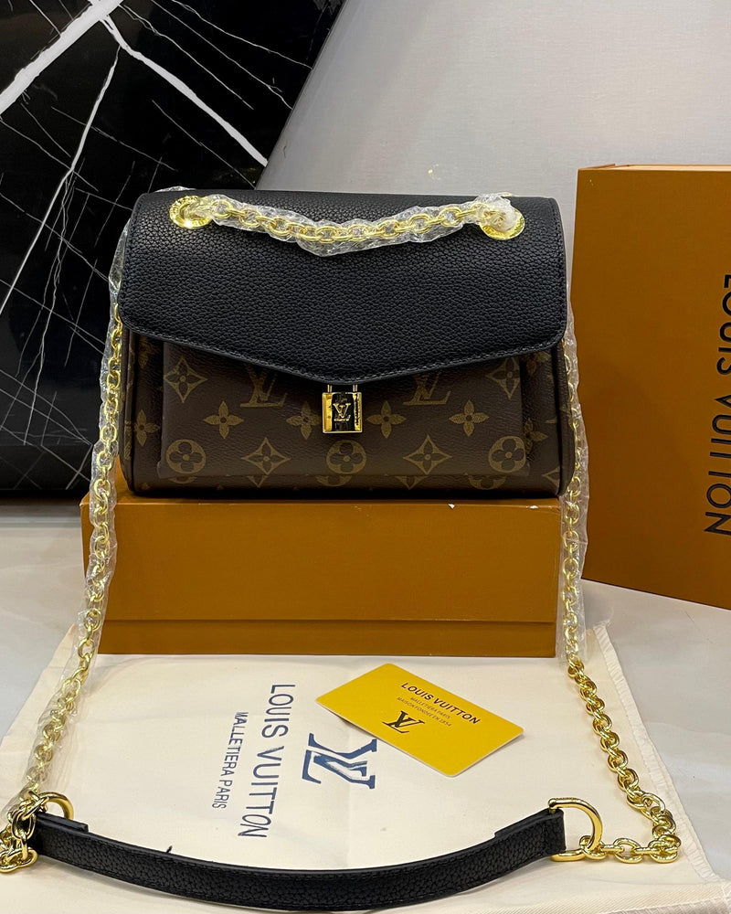 LOUIS VUITTON Long Strap / Chain Bags