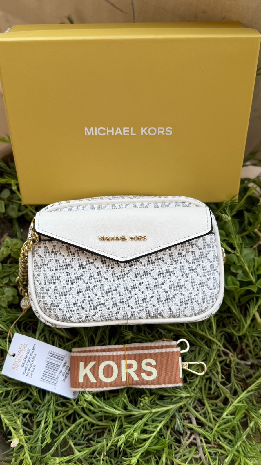 Michael Kors Crossbody With Detachable Wallet